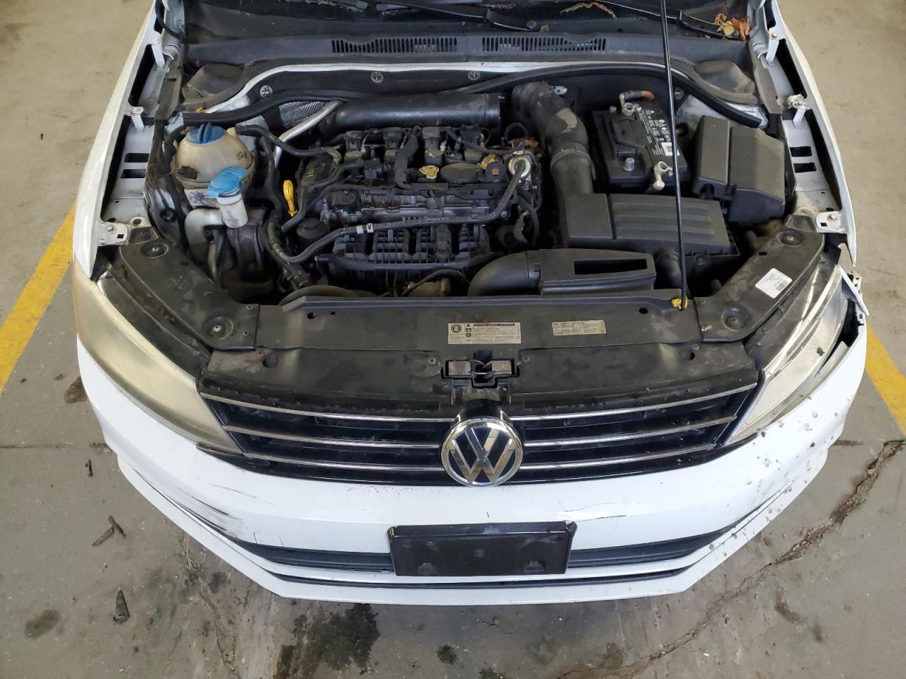 2015 VOLKSWAGEN JETTA