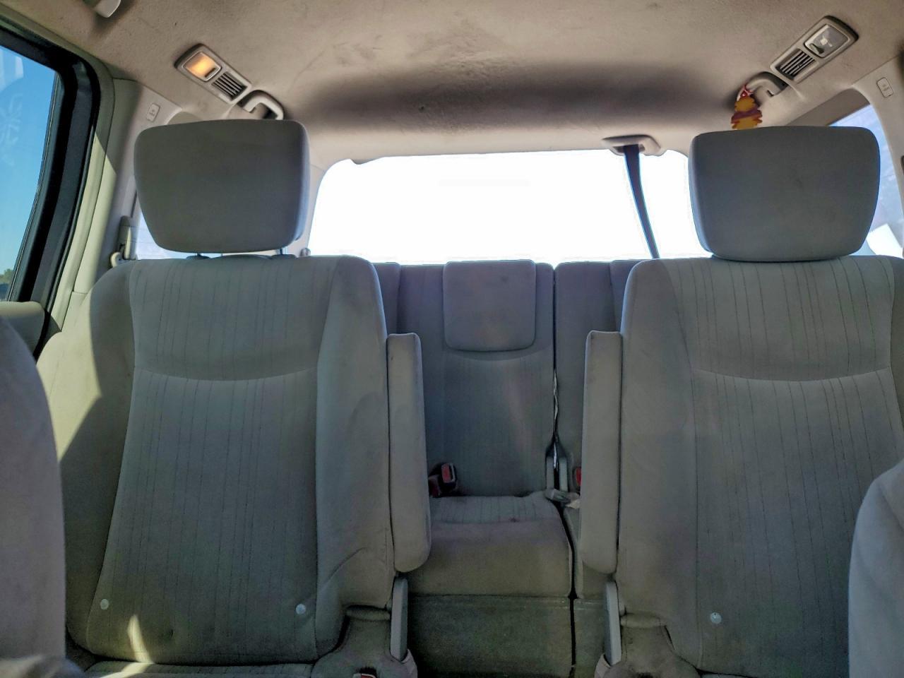 2016 NISSAN Quest