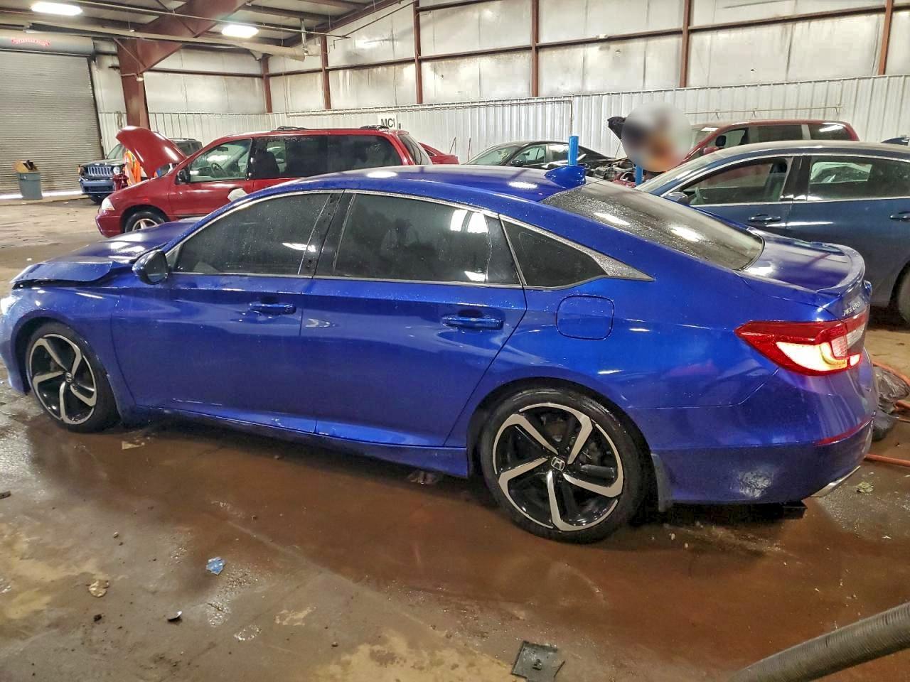 2018 HONDA ACCORD
