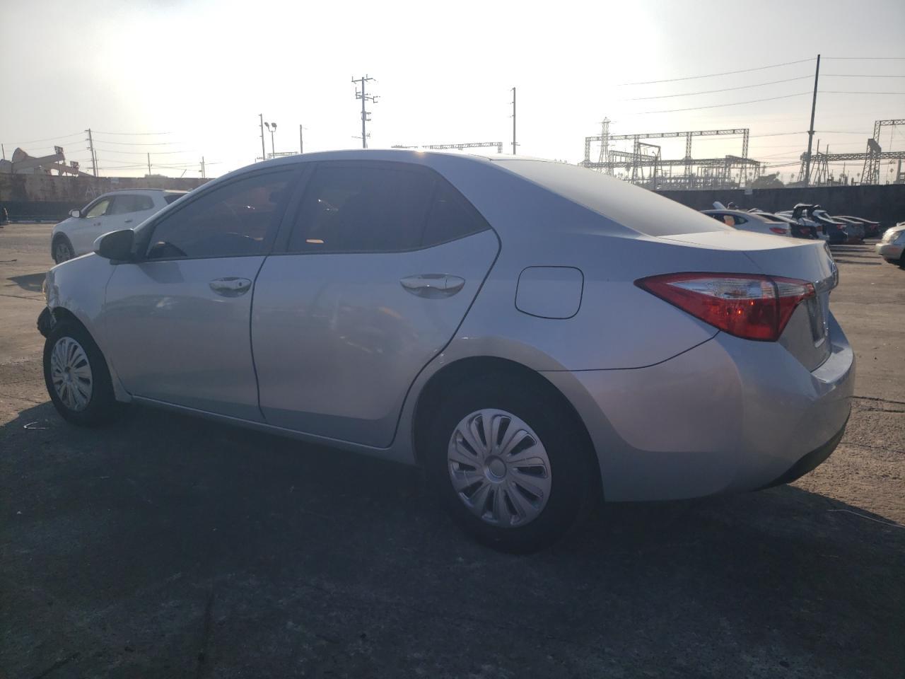 2015 TOYOTA COROLLA