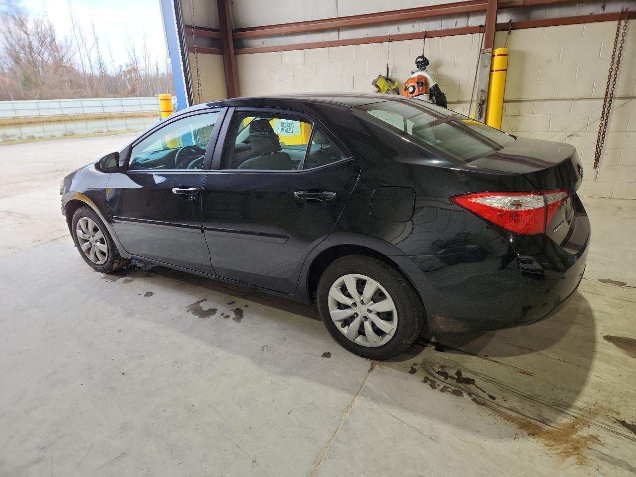 2016 TOYOTA COROLLA