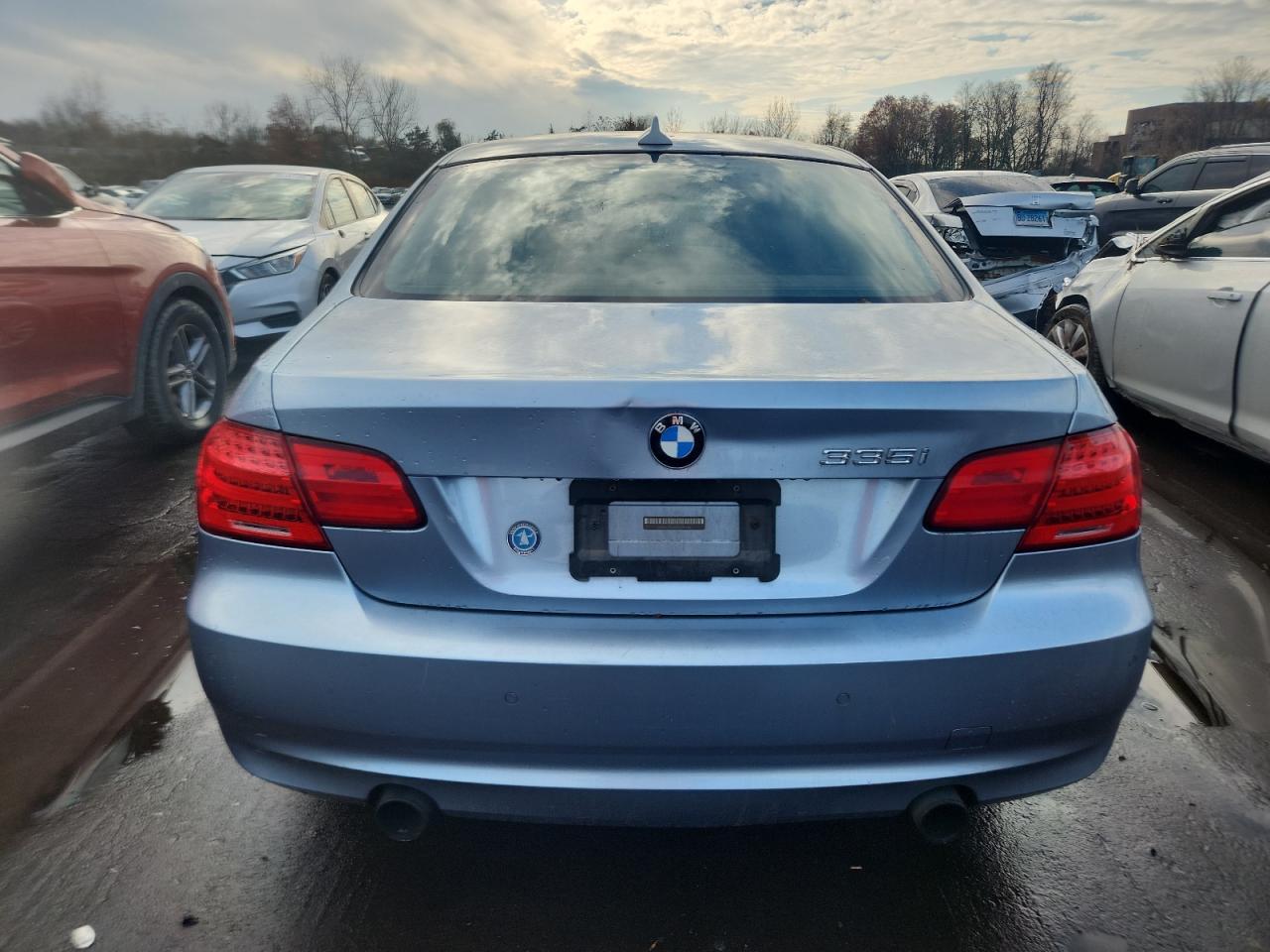 2011 BMW 3 SERIES
