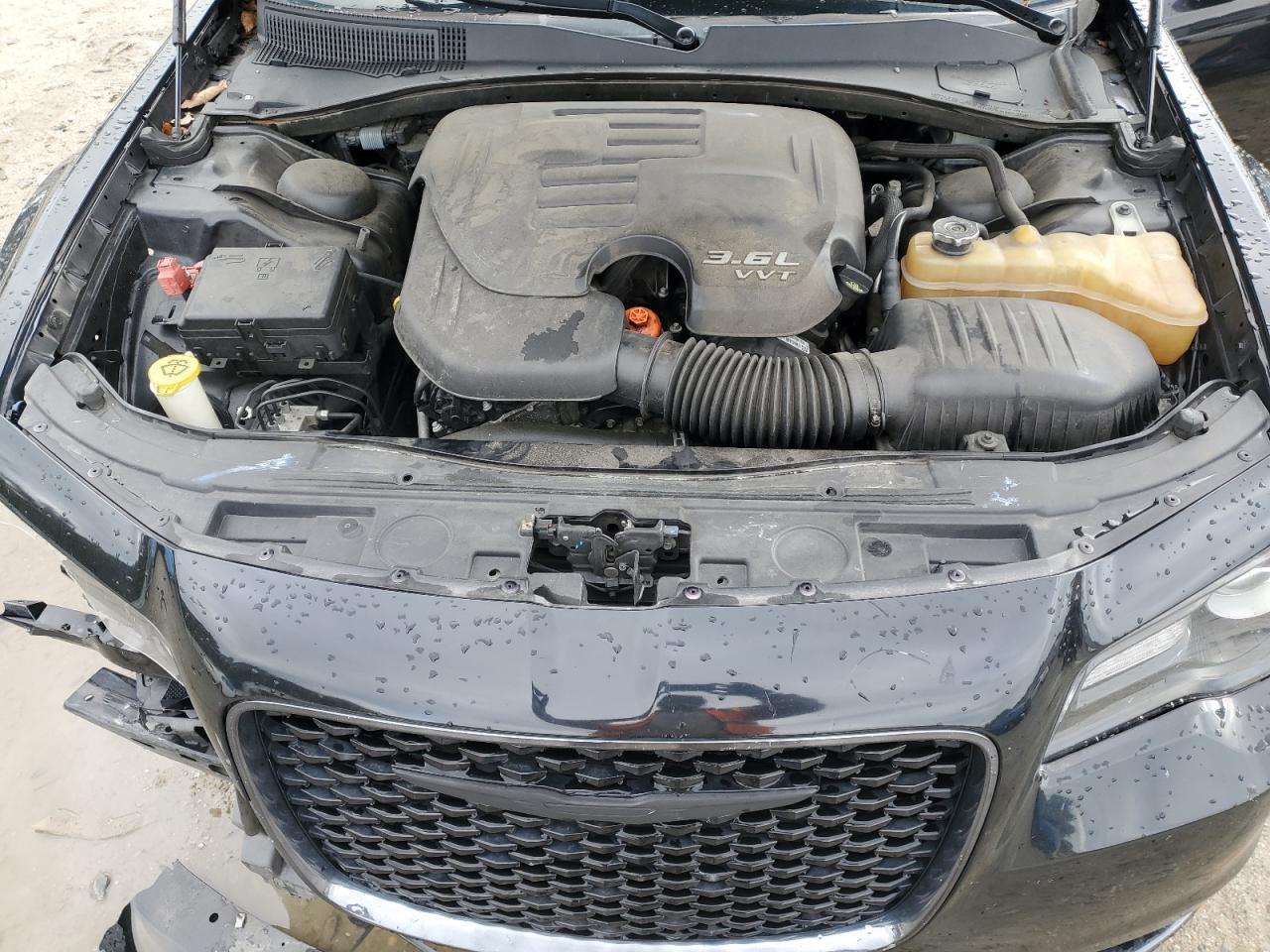 2019 CHRYSLER 300
