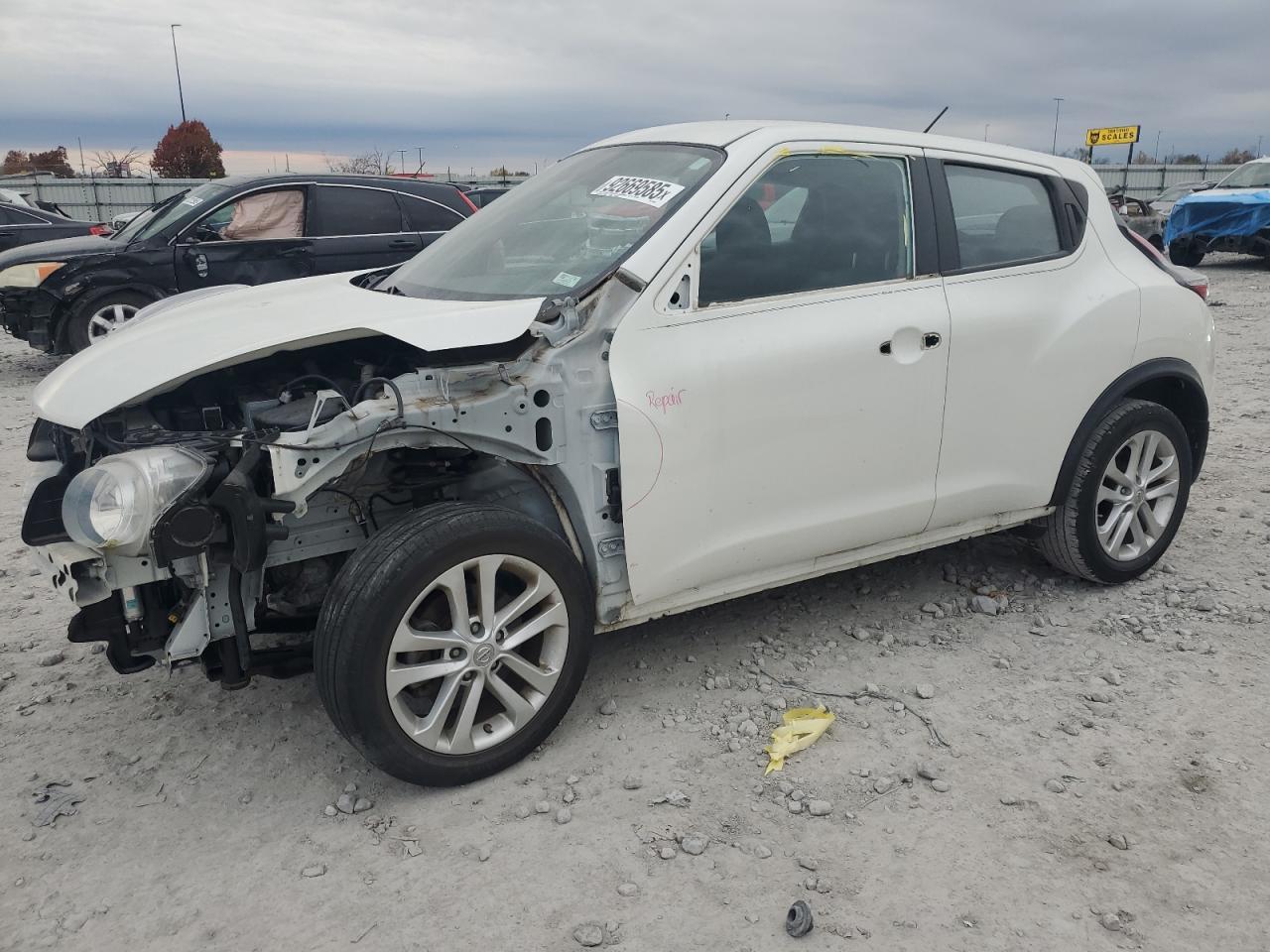 2015 NISSAN Juke