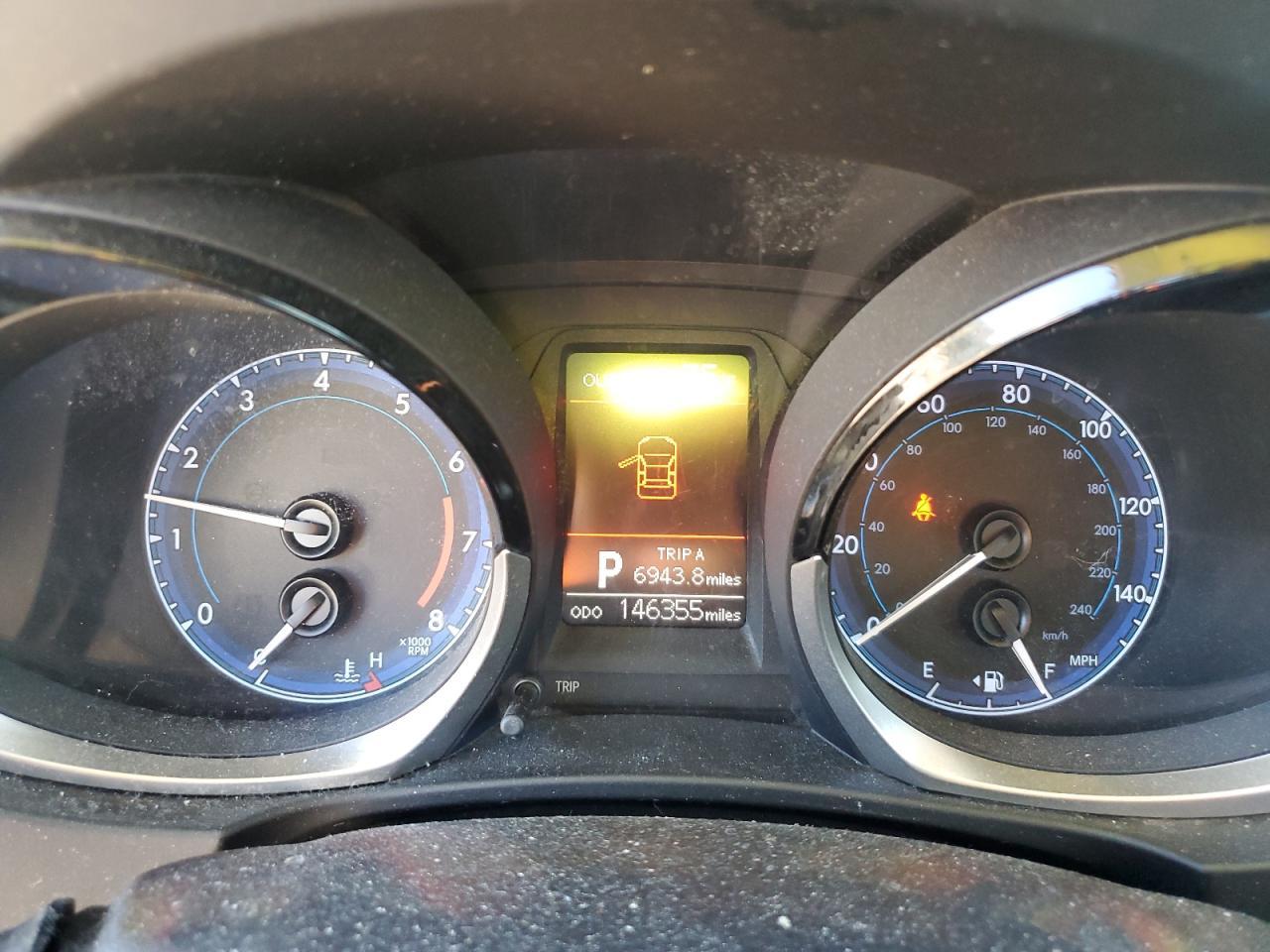 2015 TOYOTA COROLLA