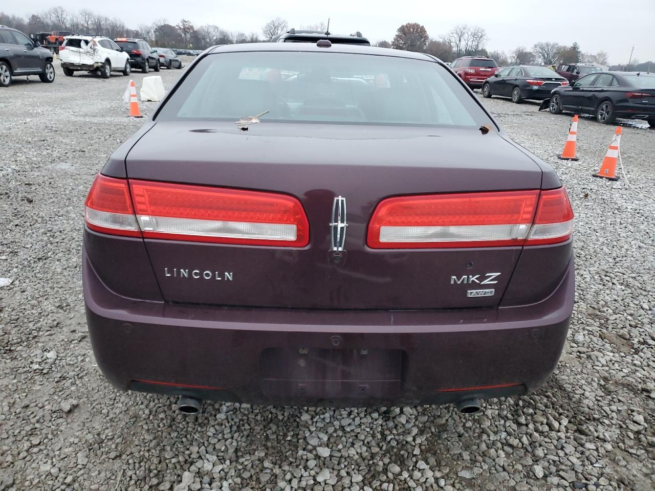 2011 LINCOLN MKZ