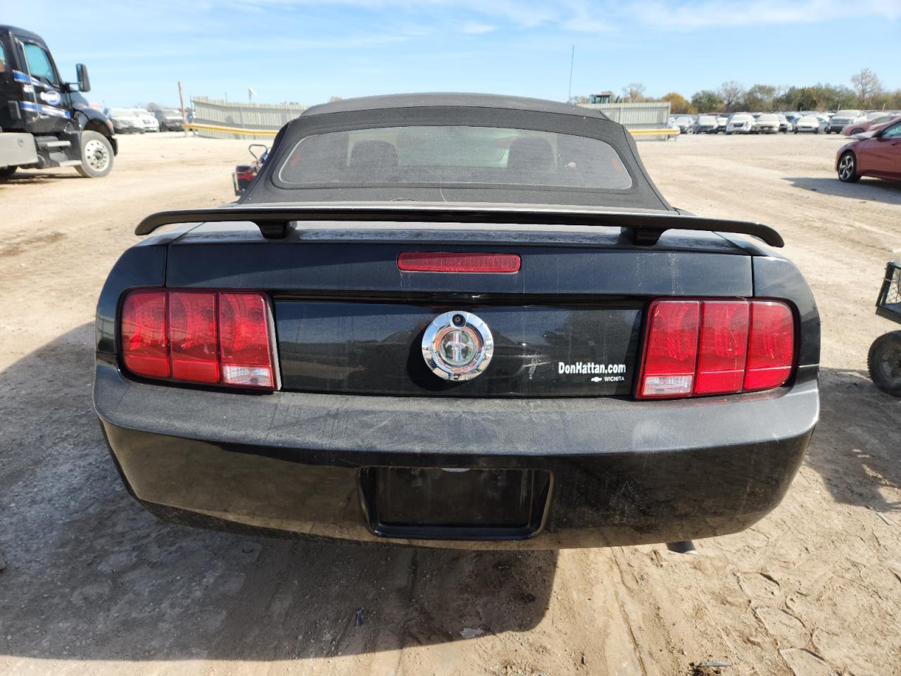 2005 FORD MUSTANG