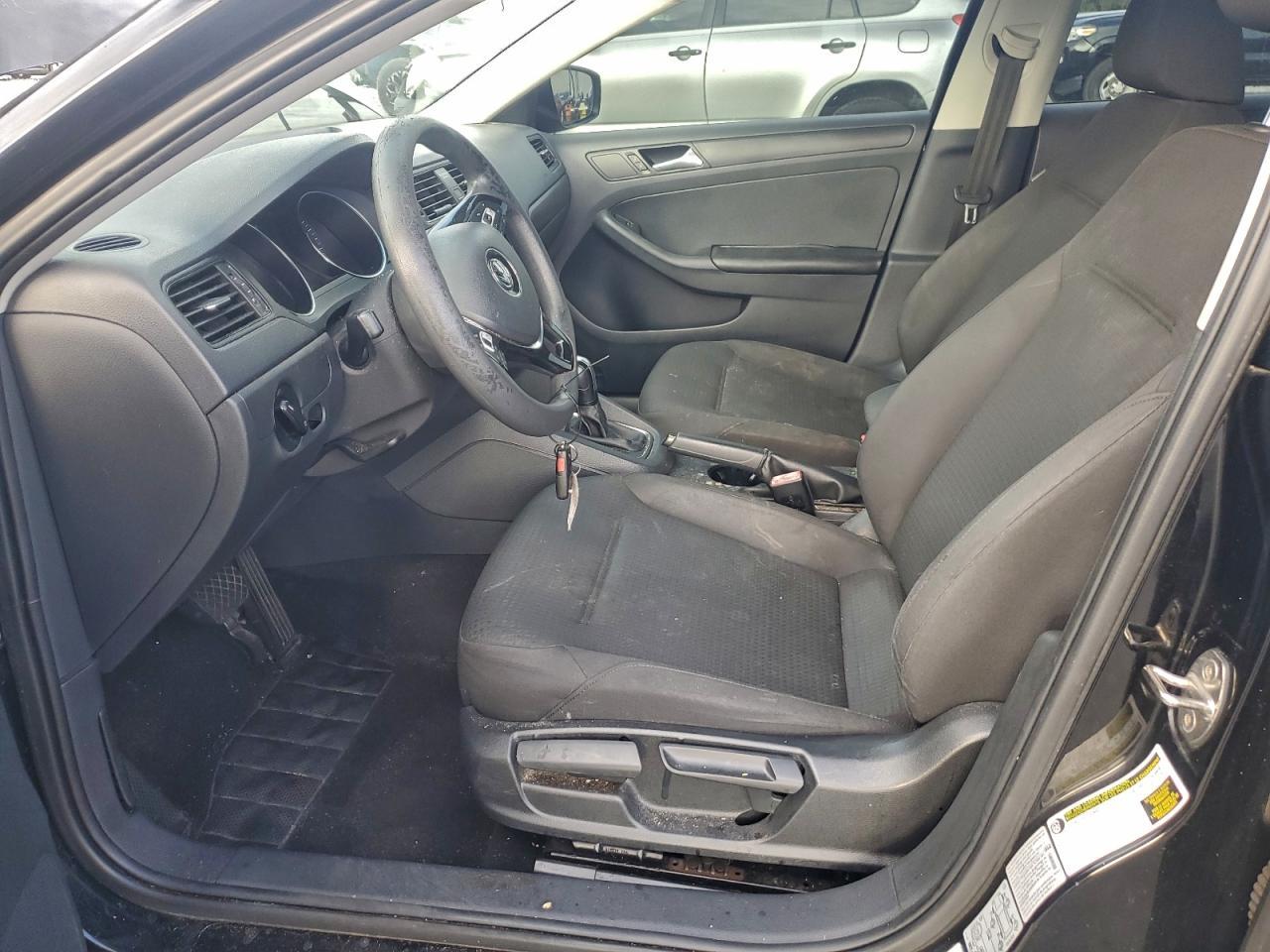 2015 VOLKSWAGEN JETTA
