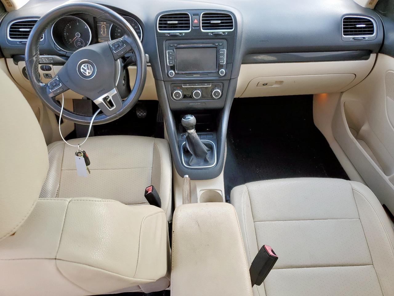 2011 VOLKSWAGEN JETTA