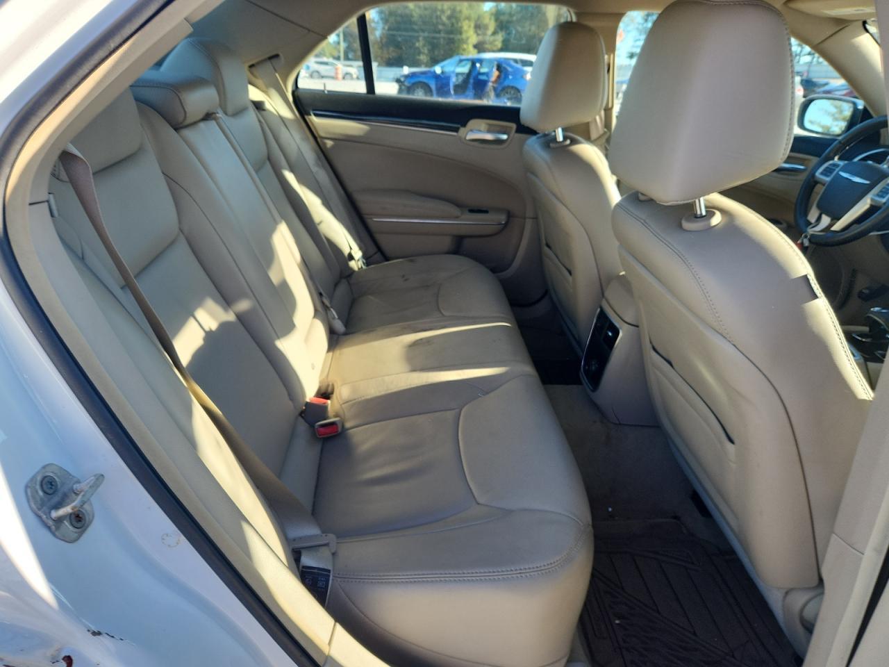 2013 CHRYSLER 300