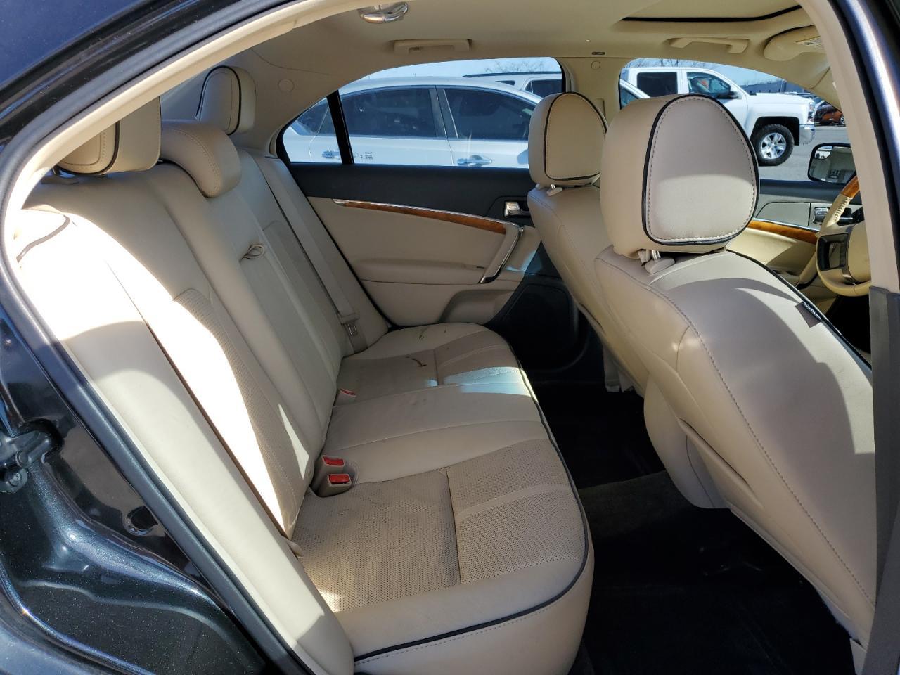 2012 LINCOLN MKZ