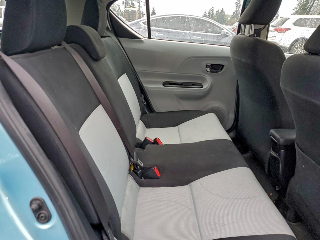 2012 TOYOTA Prius c