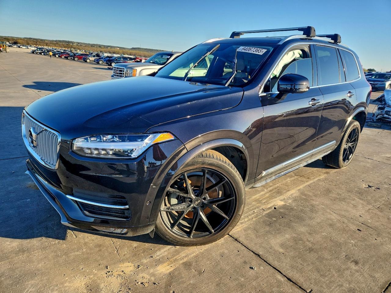 2016 VOLVO XC90