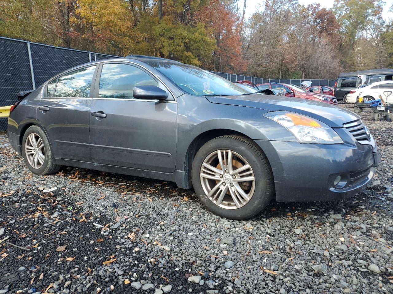 2009 NISSAN ALTIMA