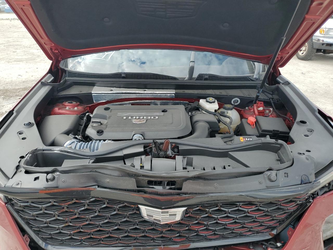 2025 CADILLAC XT4
