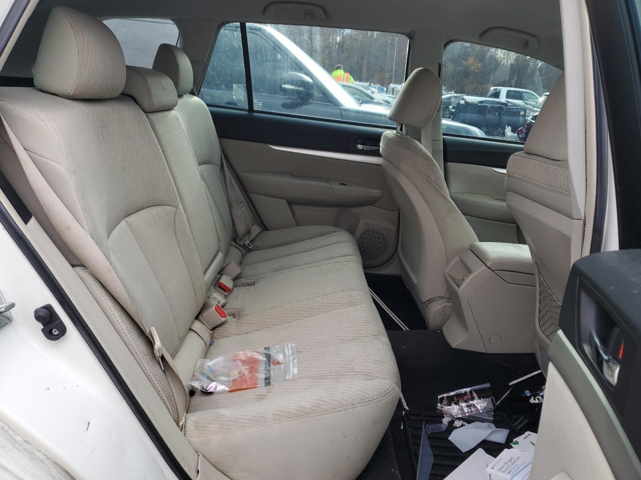 2010 SUBARU Outback