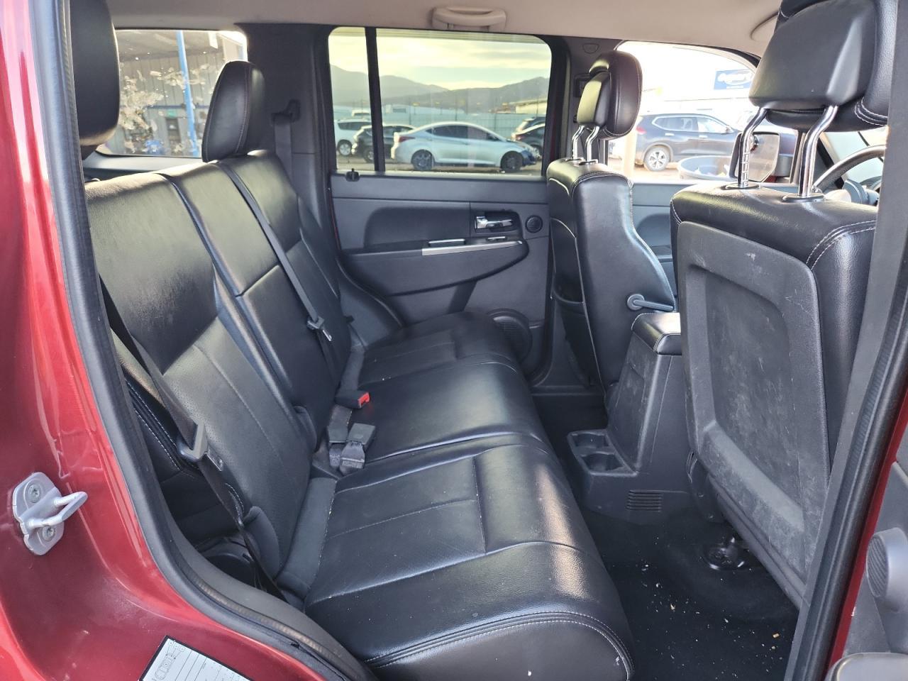 2012 JEEP Liberty