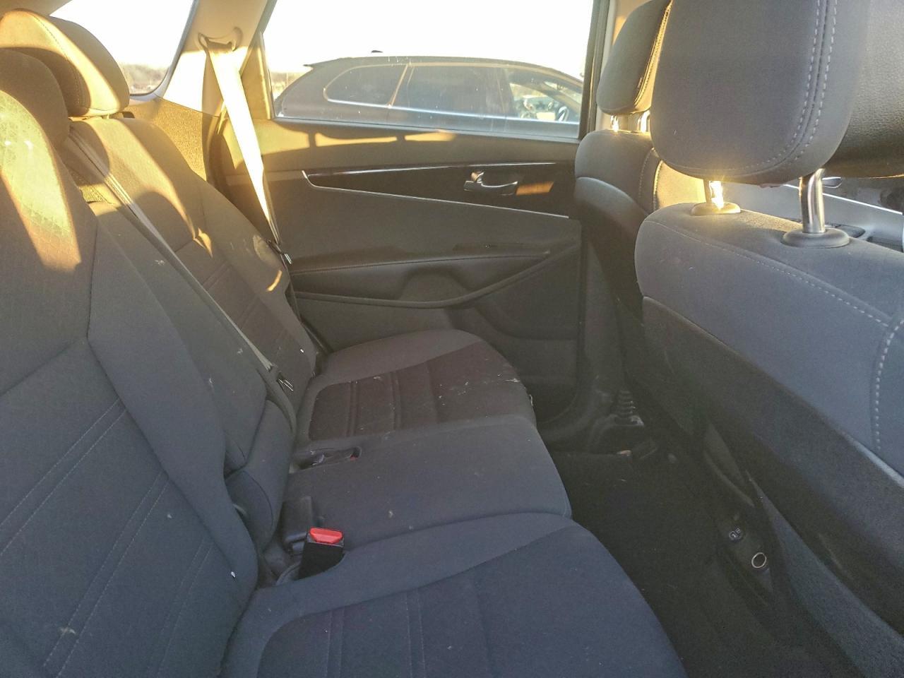 2016 KIA SORENTO