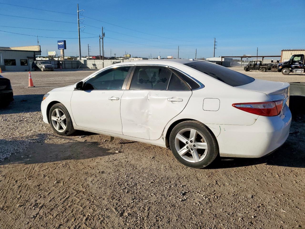 2015 TOYOTA CAMRY