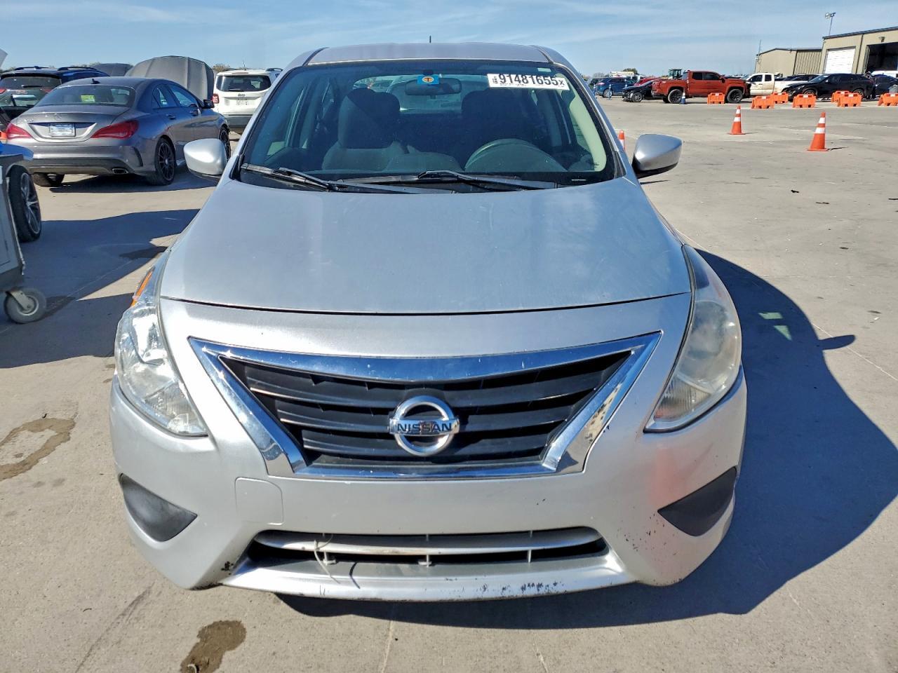 2017 NISSAN VERSA