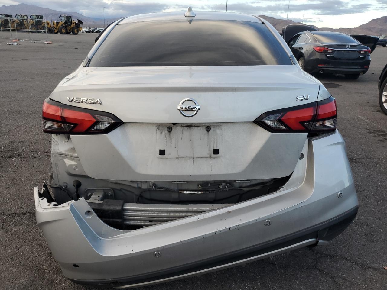 2020 NISSAN VERSA