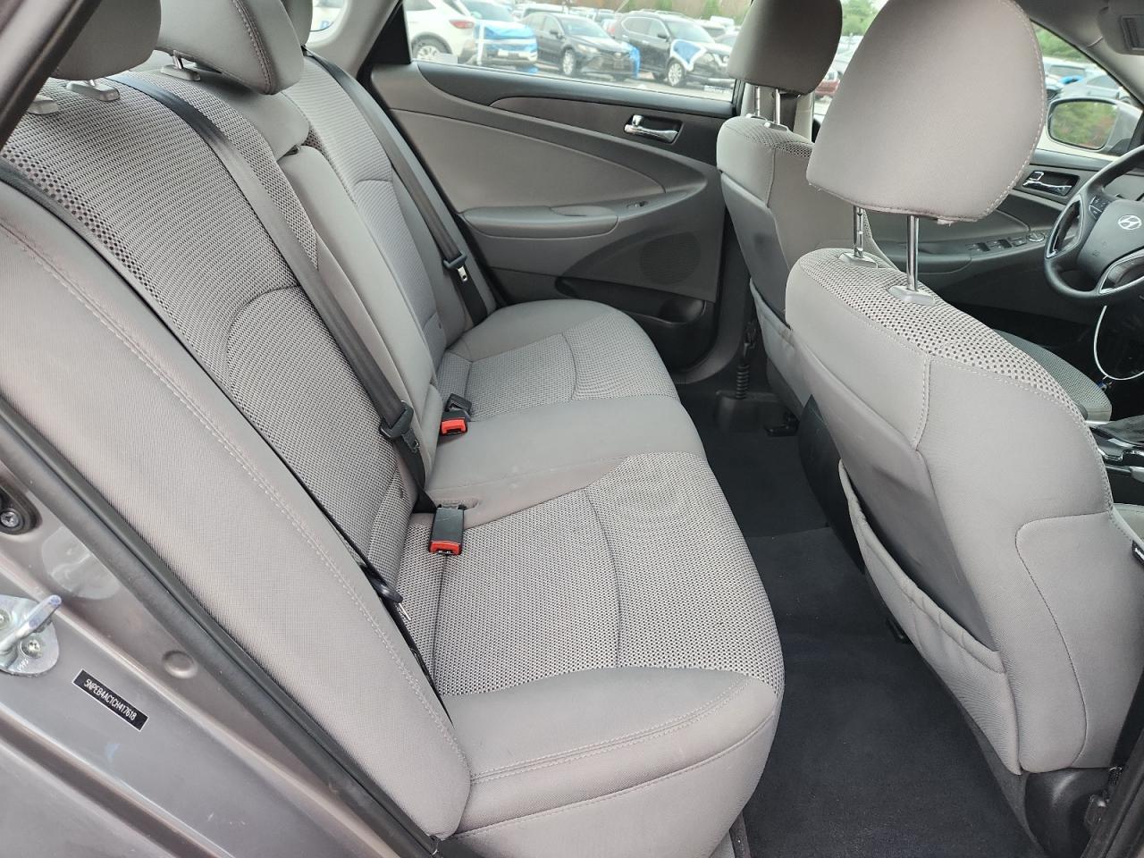 2012 HYUNDAI SONATA