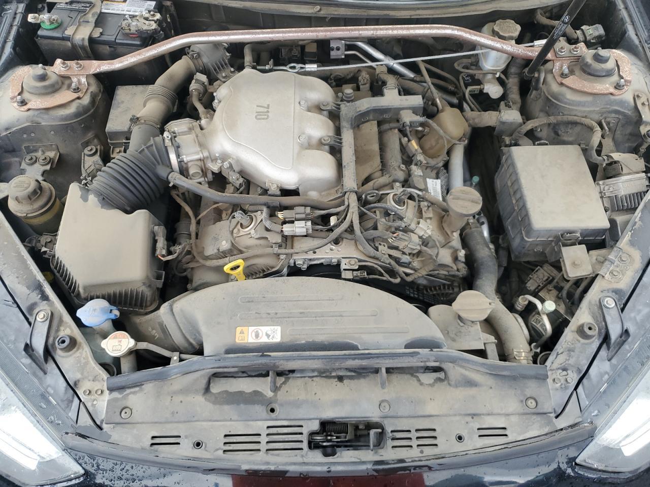 2013 HYUNDAI GENESIS