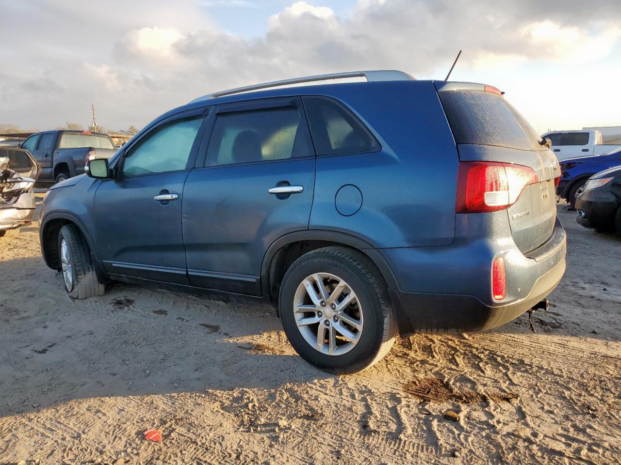 2015 KIA SORENTO