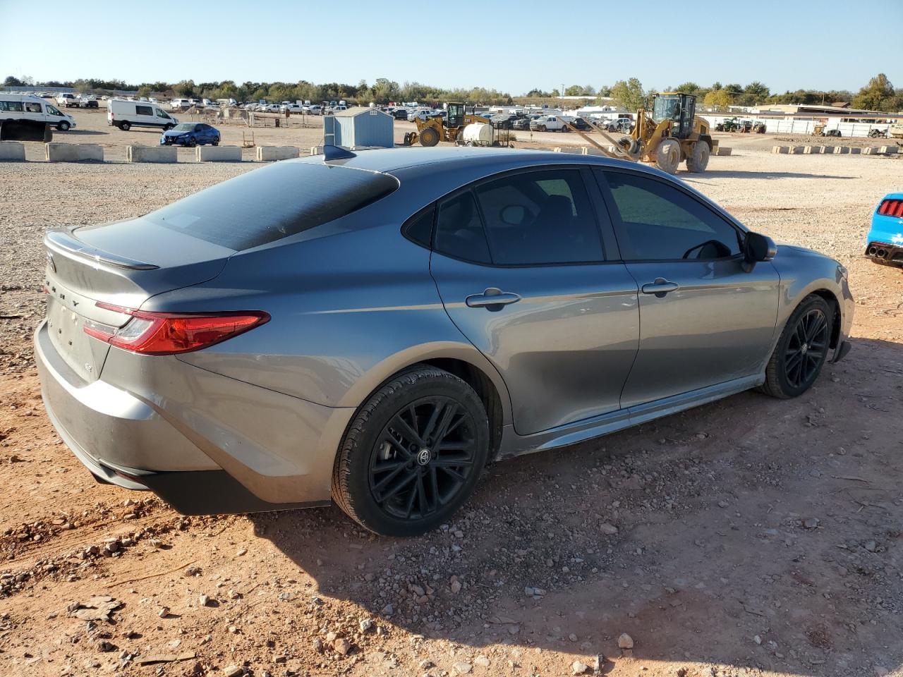 2025 TOYOTA CAMRY