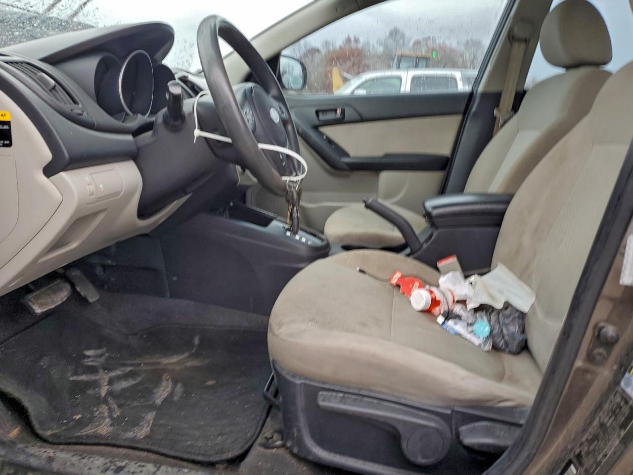 2010 KIA FORTE