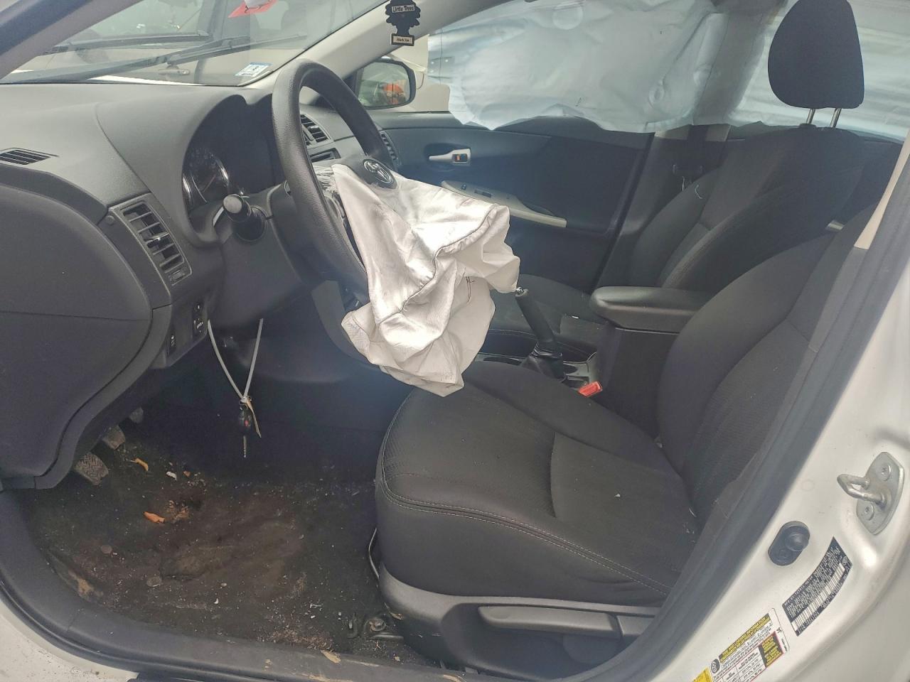 2013 TOYOTA COROLLA