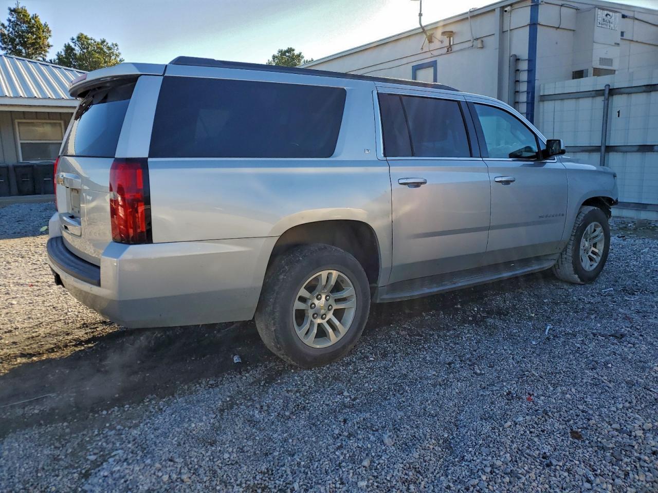 2015 CHEVROLET Suburban