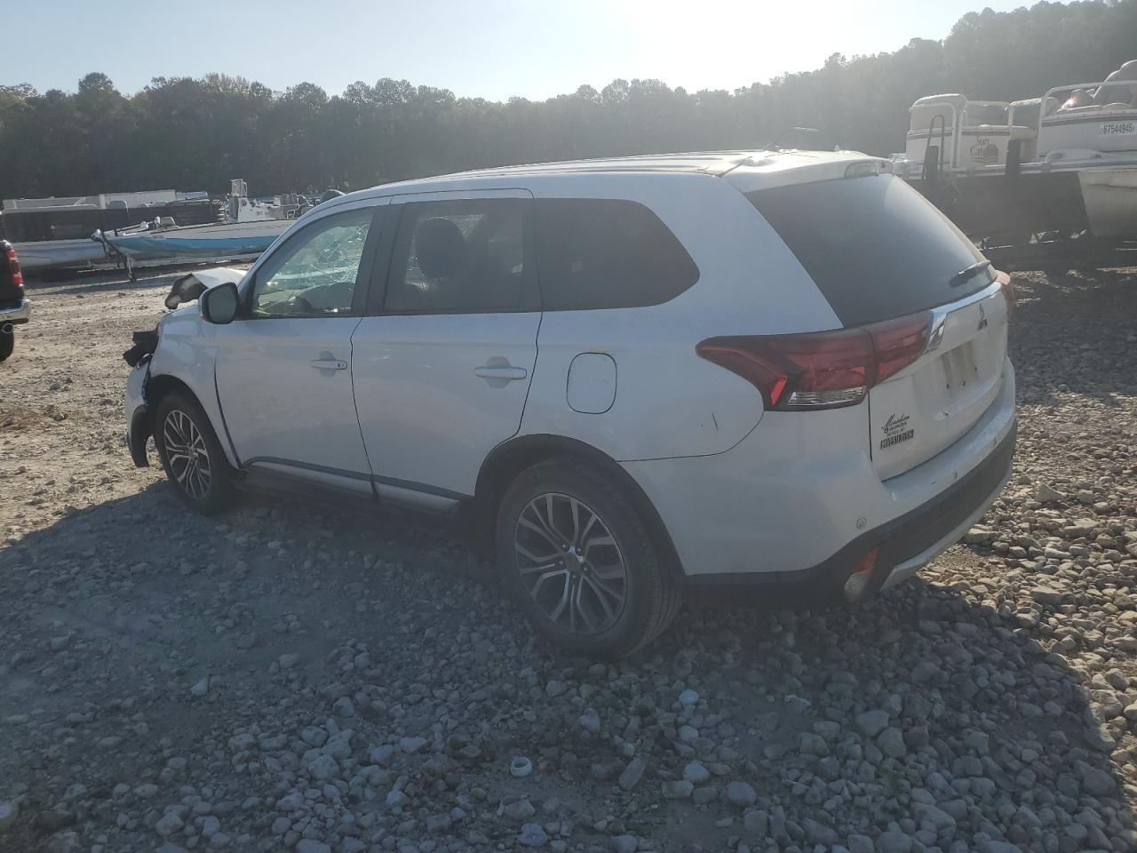 2016 MITSUBISHI outlander