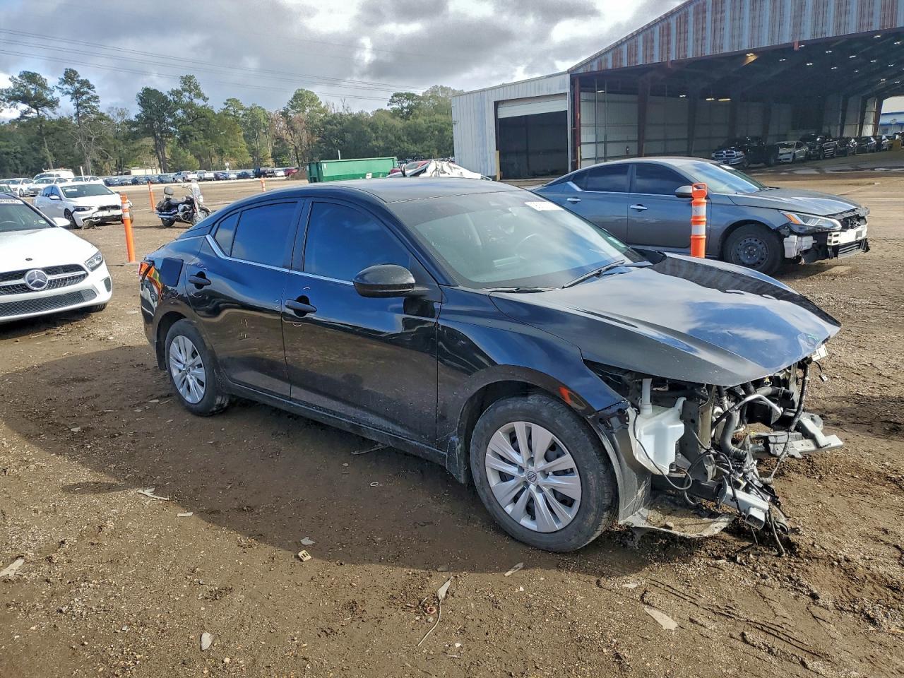 2024 NISSAN SENTRA