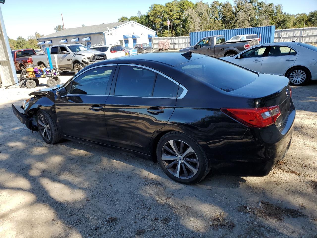 2017 SUBARU Legacy