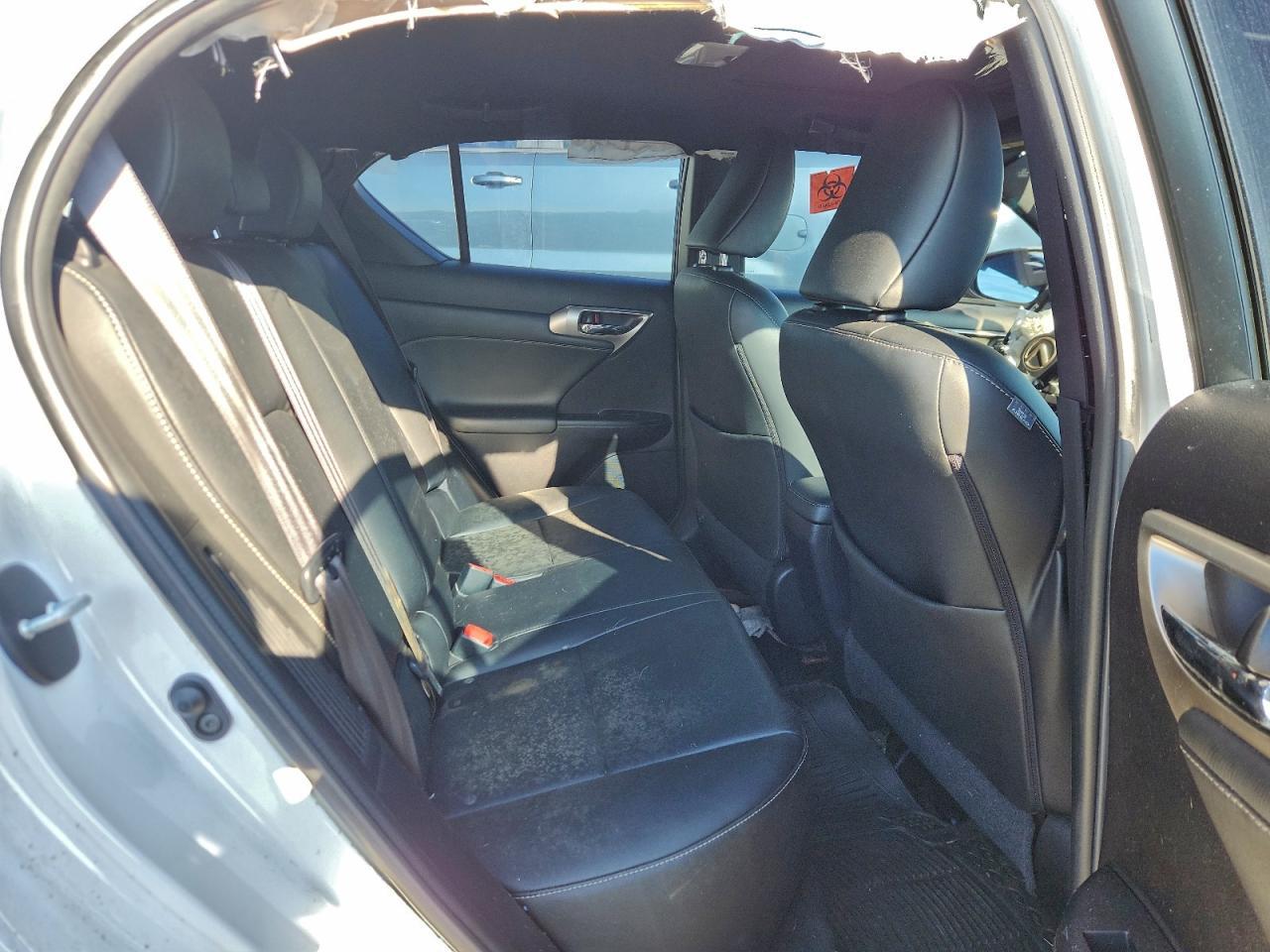 2015 LEXUS CT 200