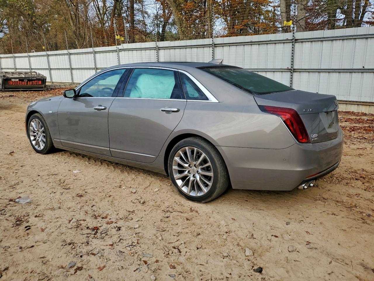 2017 CADILLAC CT6