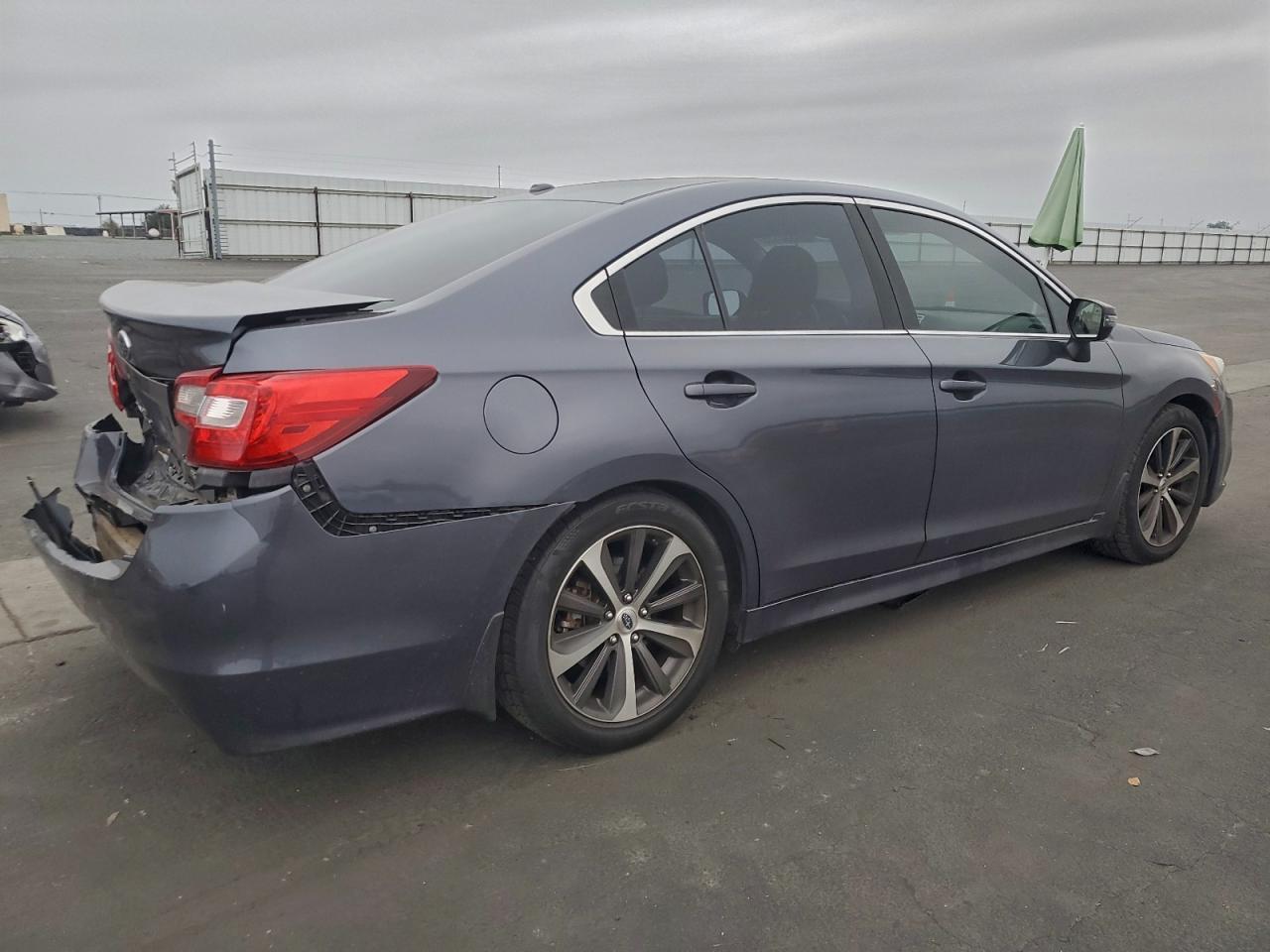 2015 SUBARU Legacy