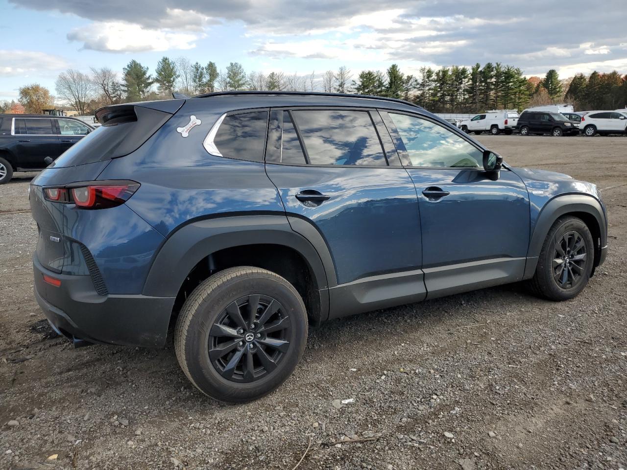 2025 MAZDA CX-50