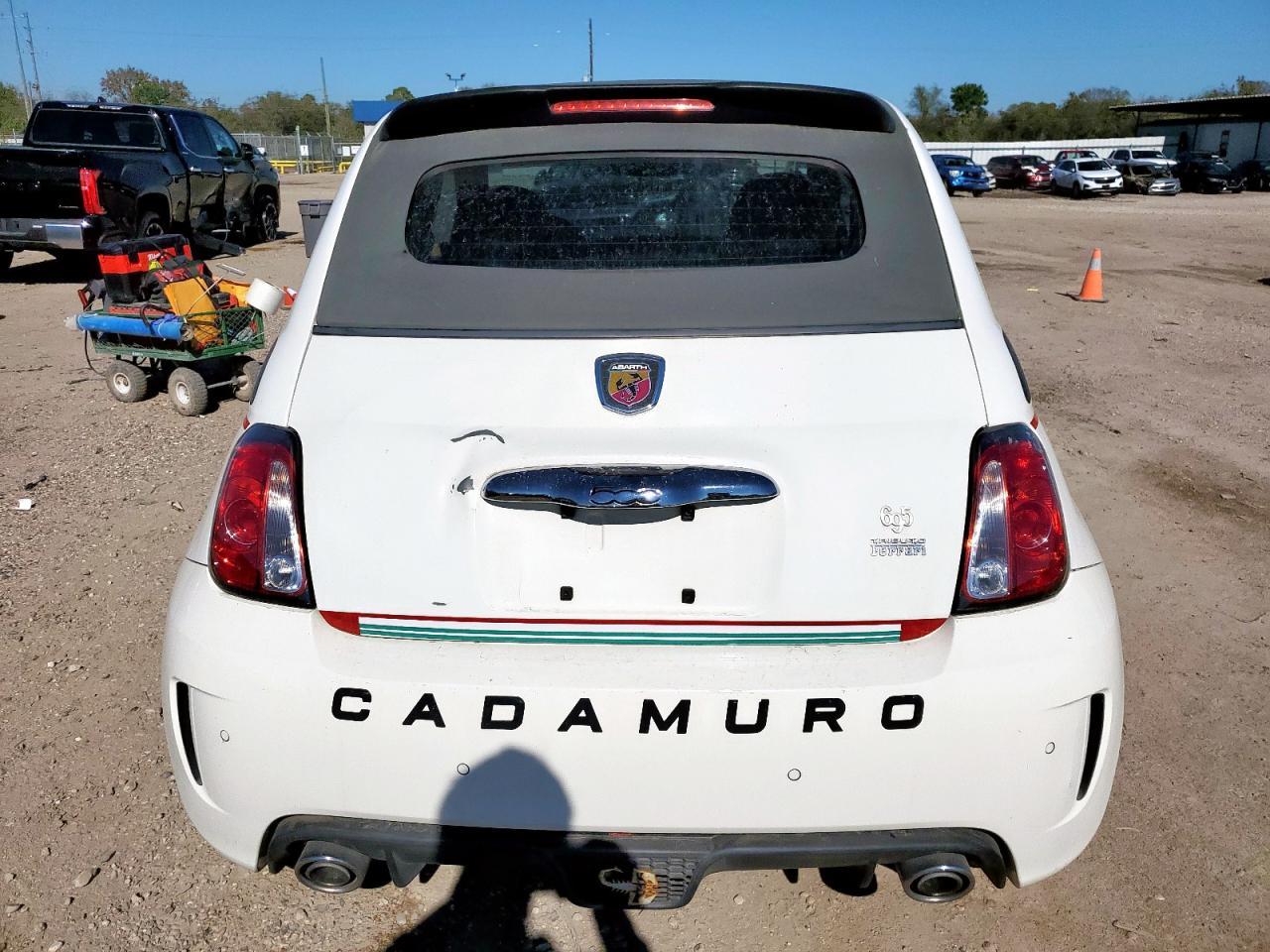 2015 FIAT 500