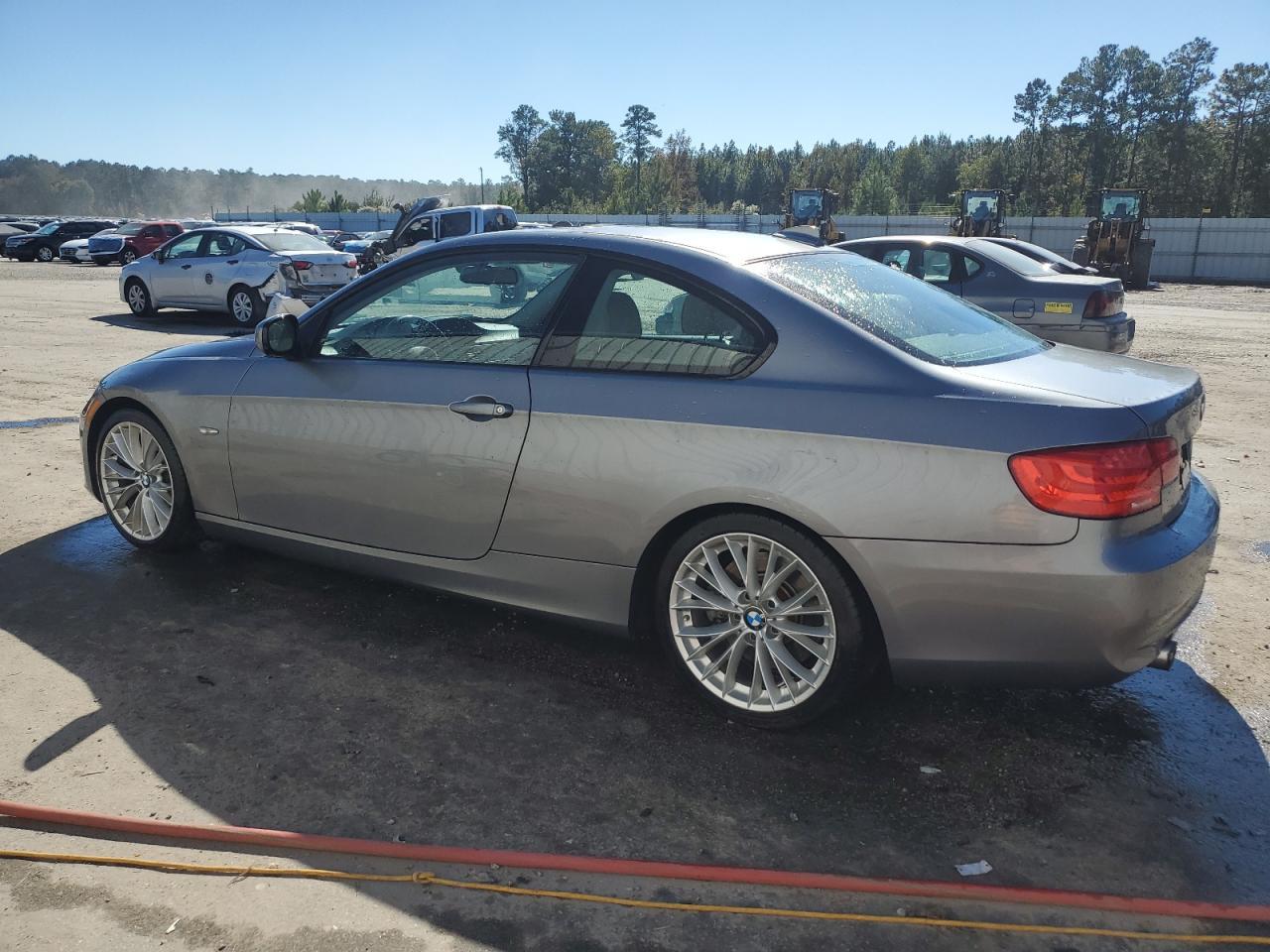 2011 BMW 3 SERIES