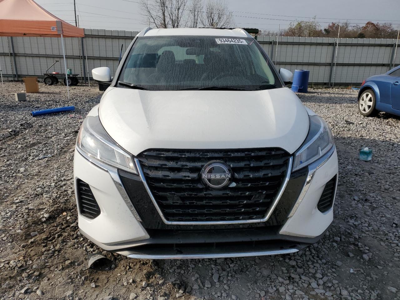 2022 NISSAN KICKS