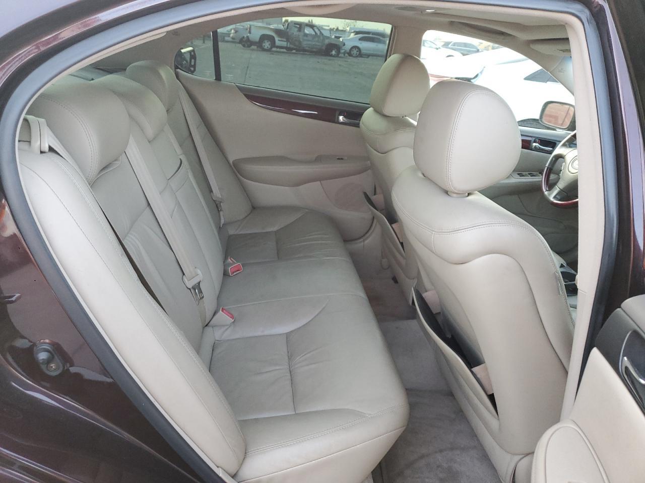 2004 LEXUS ES 330