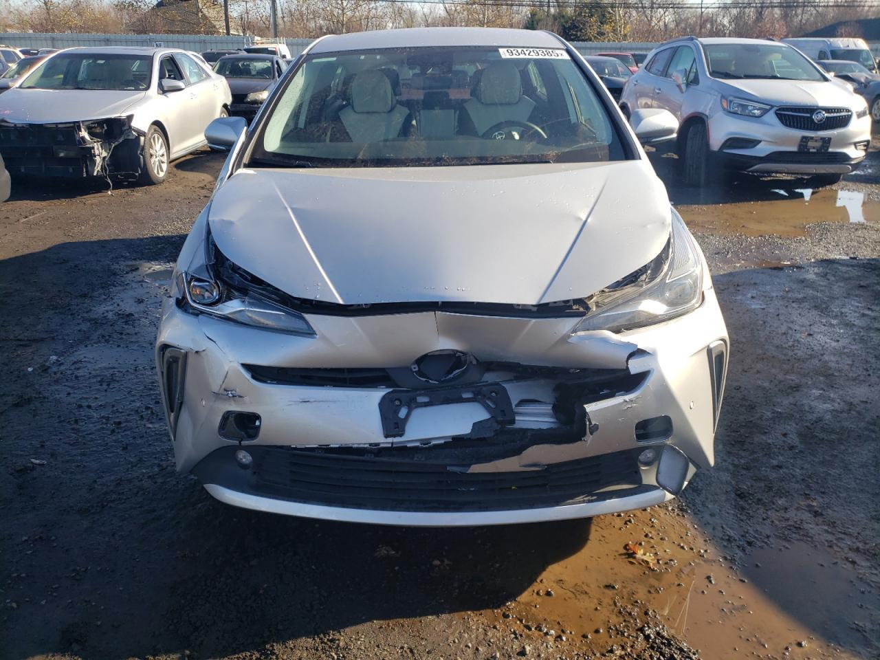2019 TOYOTA PRIUS