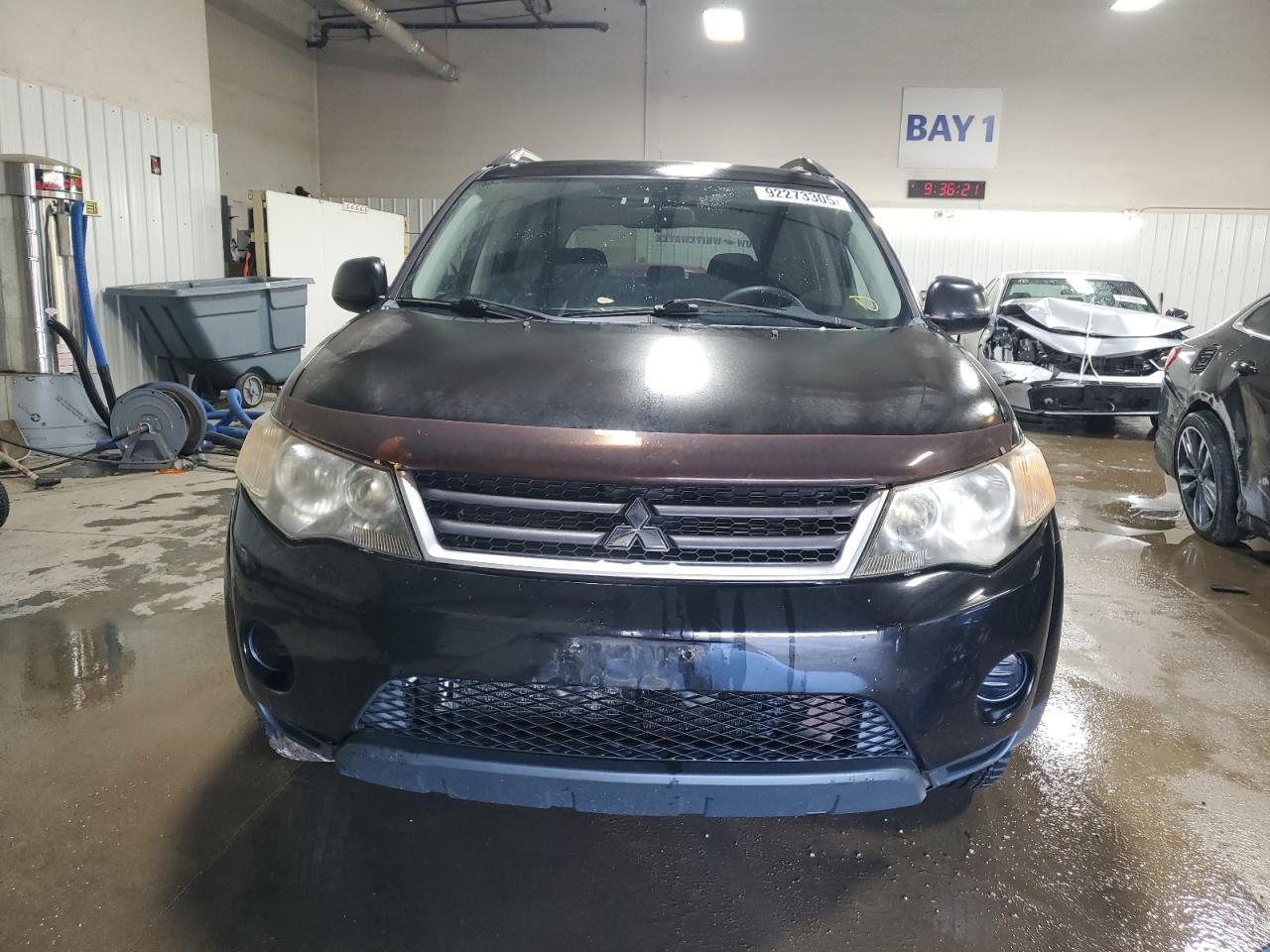 2009 MITSUBISHI outlander
