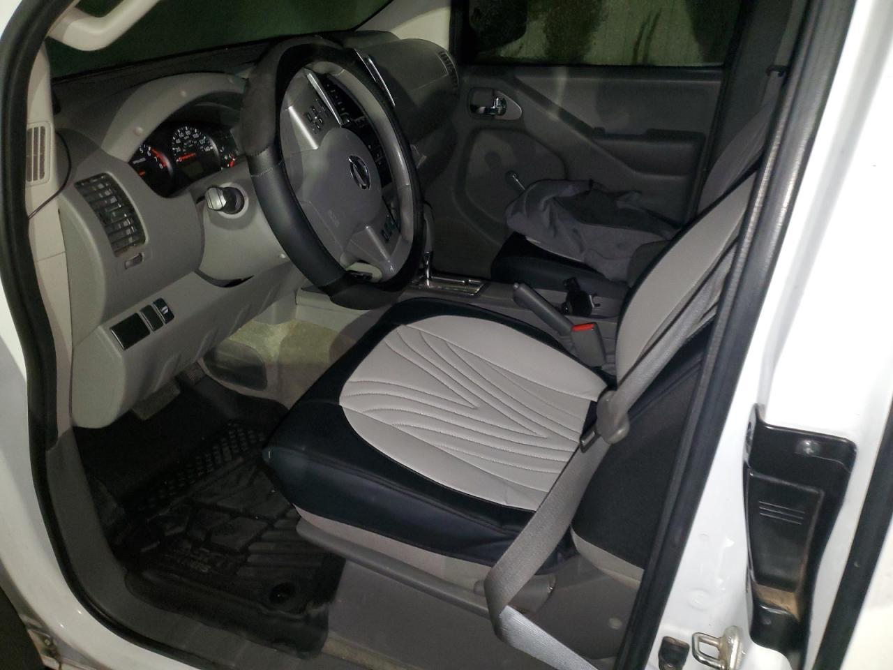 2017 NISSAN Frontier