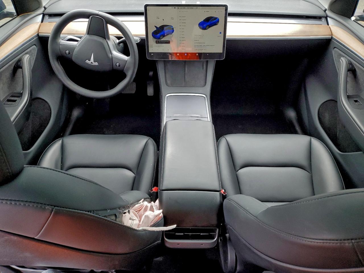 2024 TESLA MODEL Y
