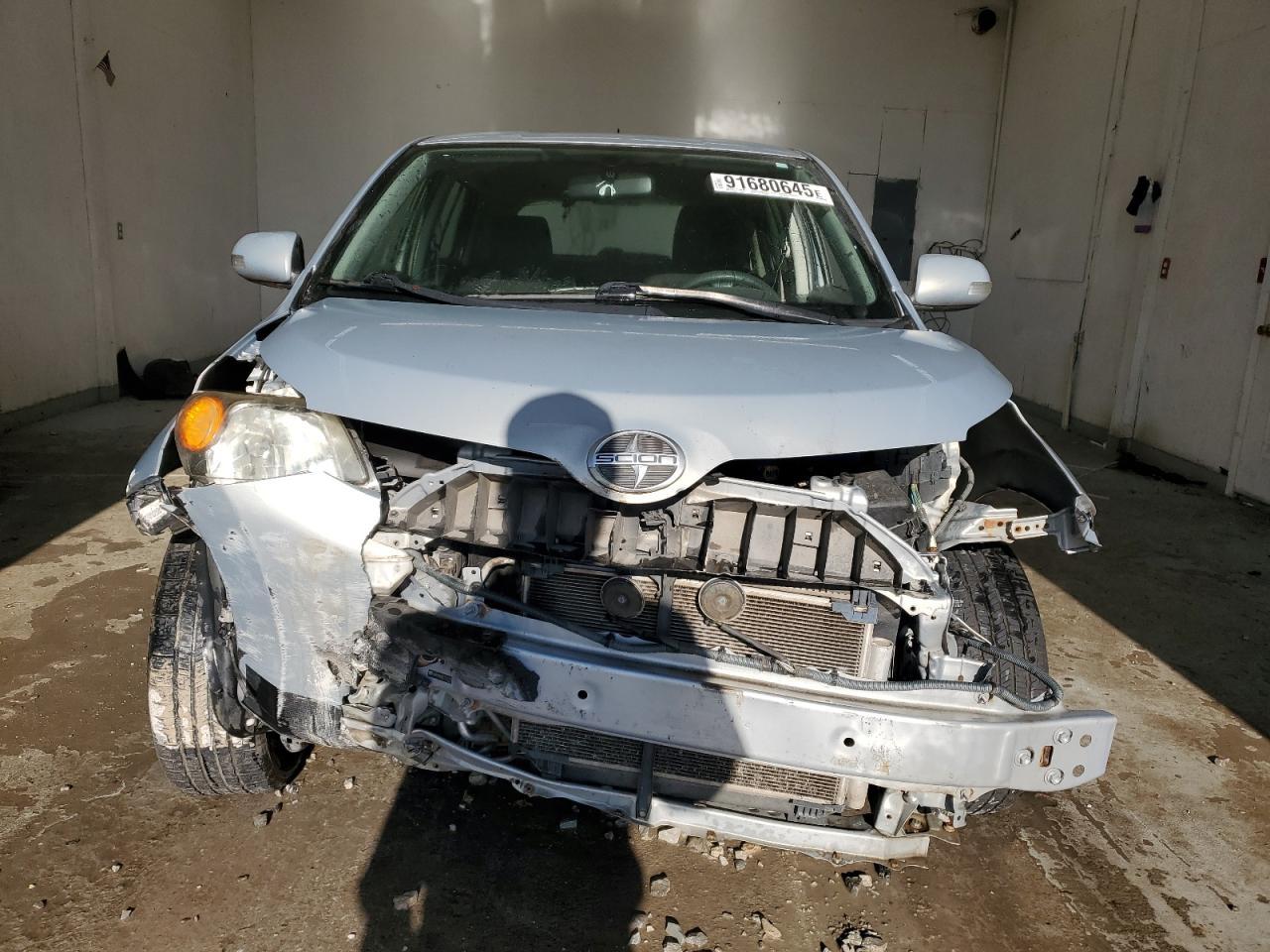 2013 TOYOTA SCION