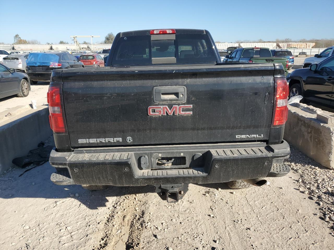 2015 GMC Sierra