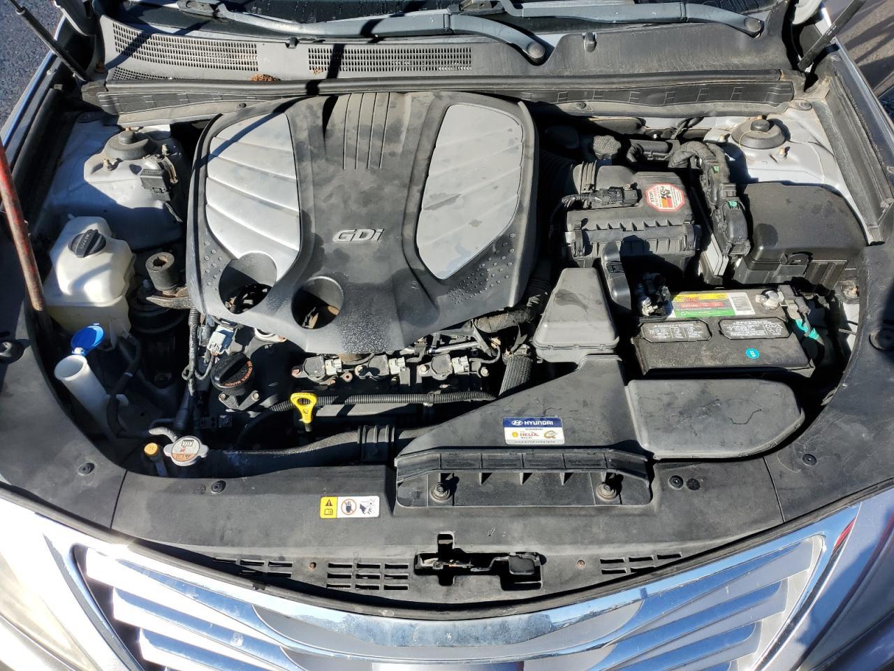 2012 HYUNDAI Azera